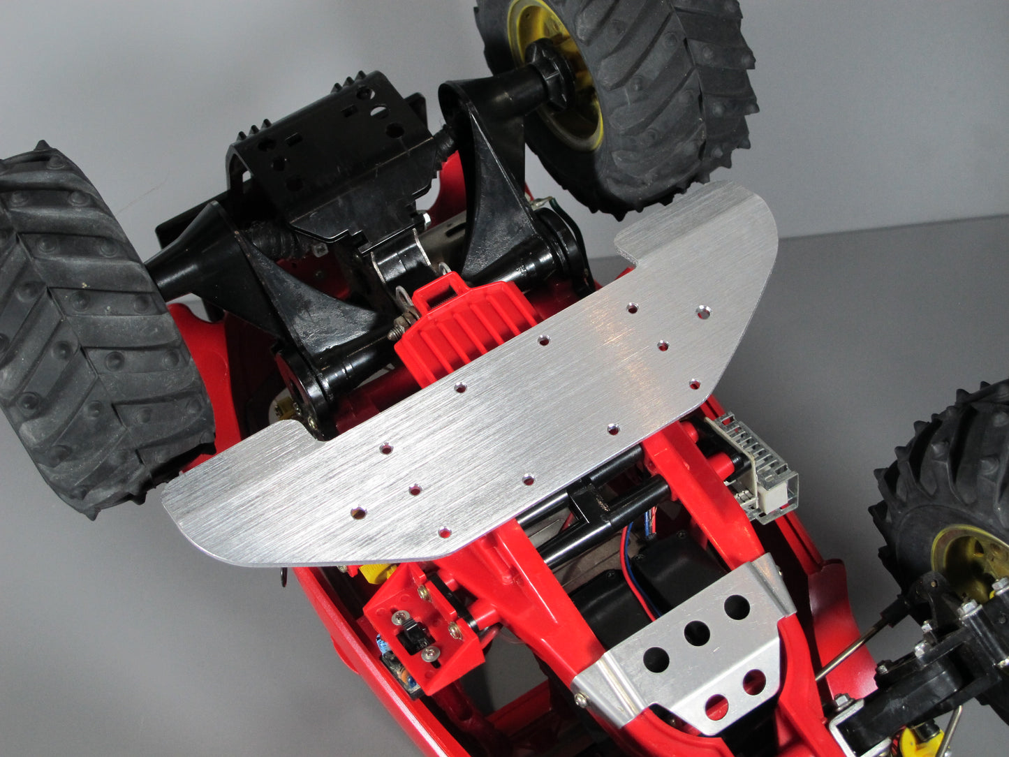 Aluminum Chassis Spoiler Nerf Bar Tamiya R/C 1/10 Monster Beetle Clodbuster Frog