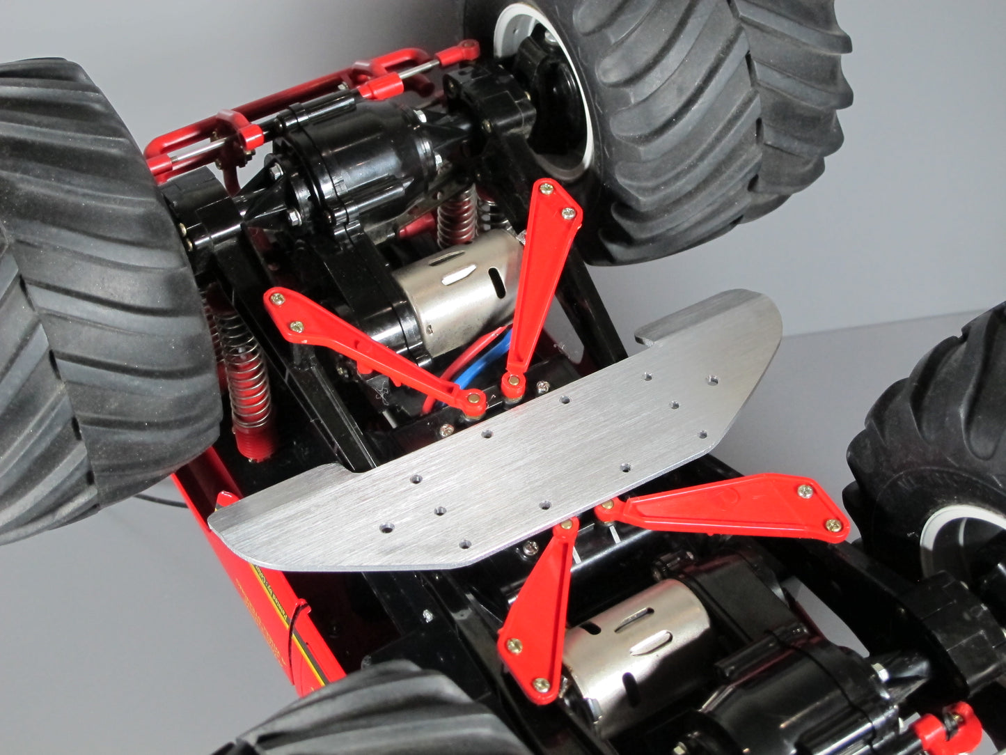 Aluminum Chassis Spoiler Nerf Bar Tamiya R/C 1/10 Monster Beetle Clodbuster Frog