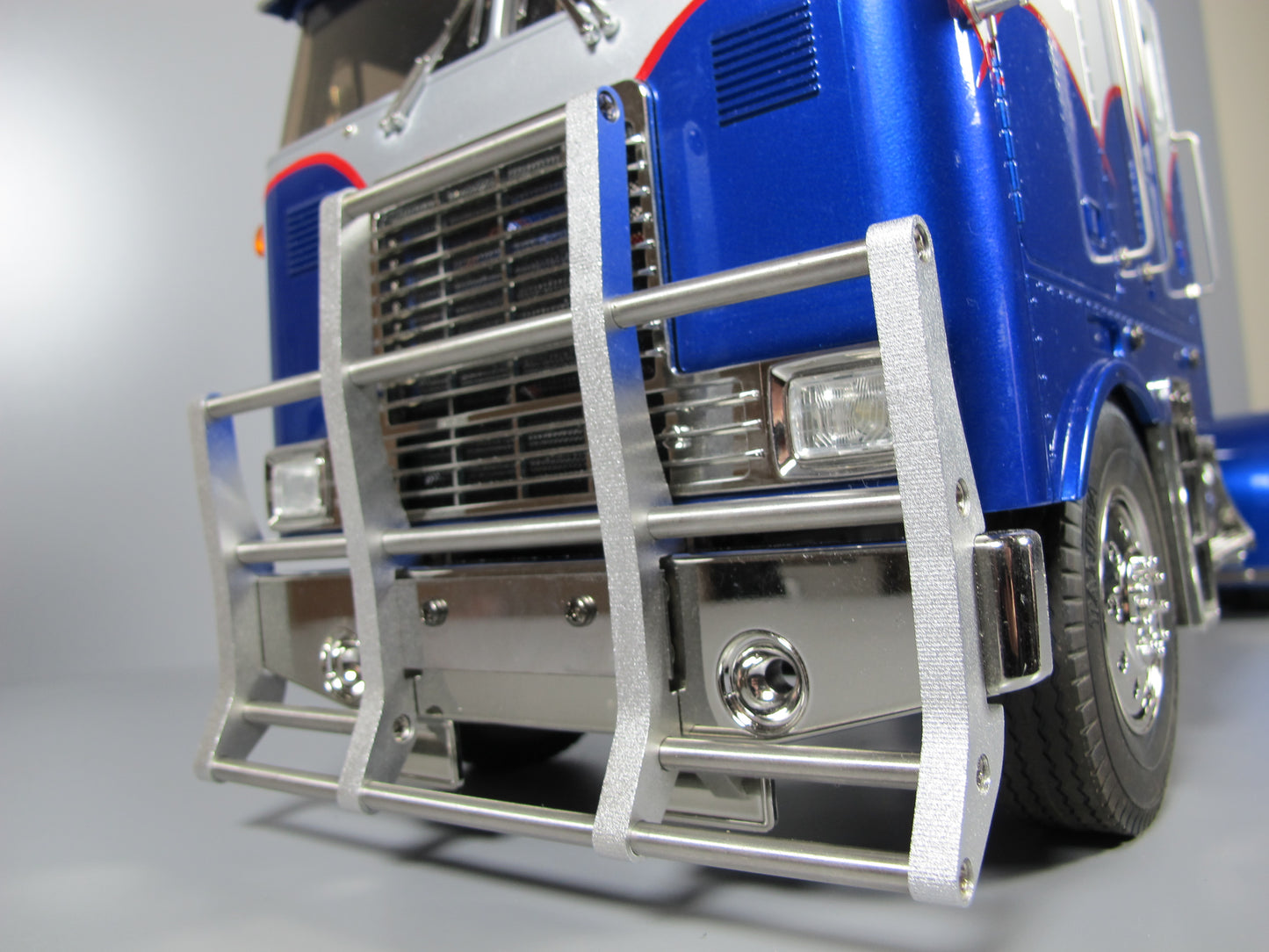 New Aluminum Front Bumper Guard Bar Tamiya RC 1/14 GlobeLiner King Grand Hauler Knight Hauler