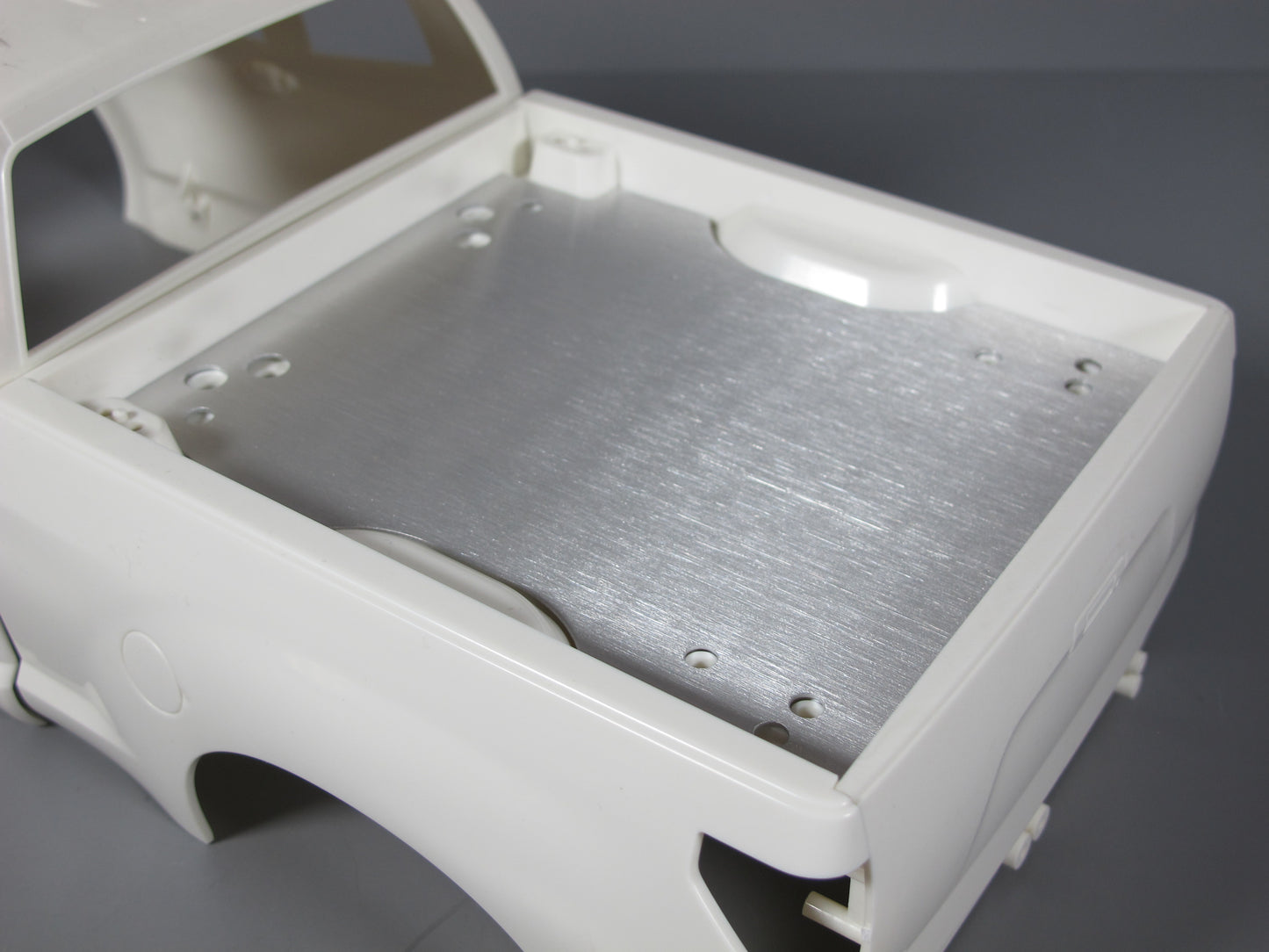 Aluminum Rear Bed Liner Trunk Cover Plate for Tamiya Toy R/C 1/10 Toyota Tundra Truck