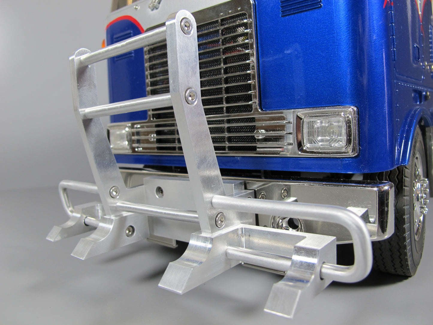 Front Aluminum Animal Protector Bumper Guard for Tamiya Toy R/C 1/14 Semi King Hauler Grand Hauler Knight Hauler GlobeLiner Tractor Truck