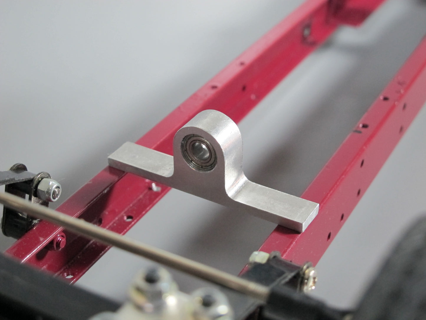 Drive Shaft Axle Holder Bridge Hanger Chassis Mount for Tamiya R/C Toy 1/14 King Hauler Grand Hauler Knight Hauler Cascadia Aeromax Scania Actros Man