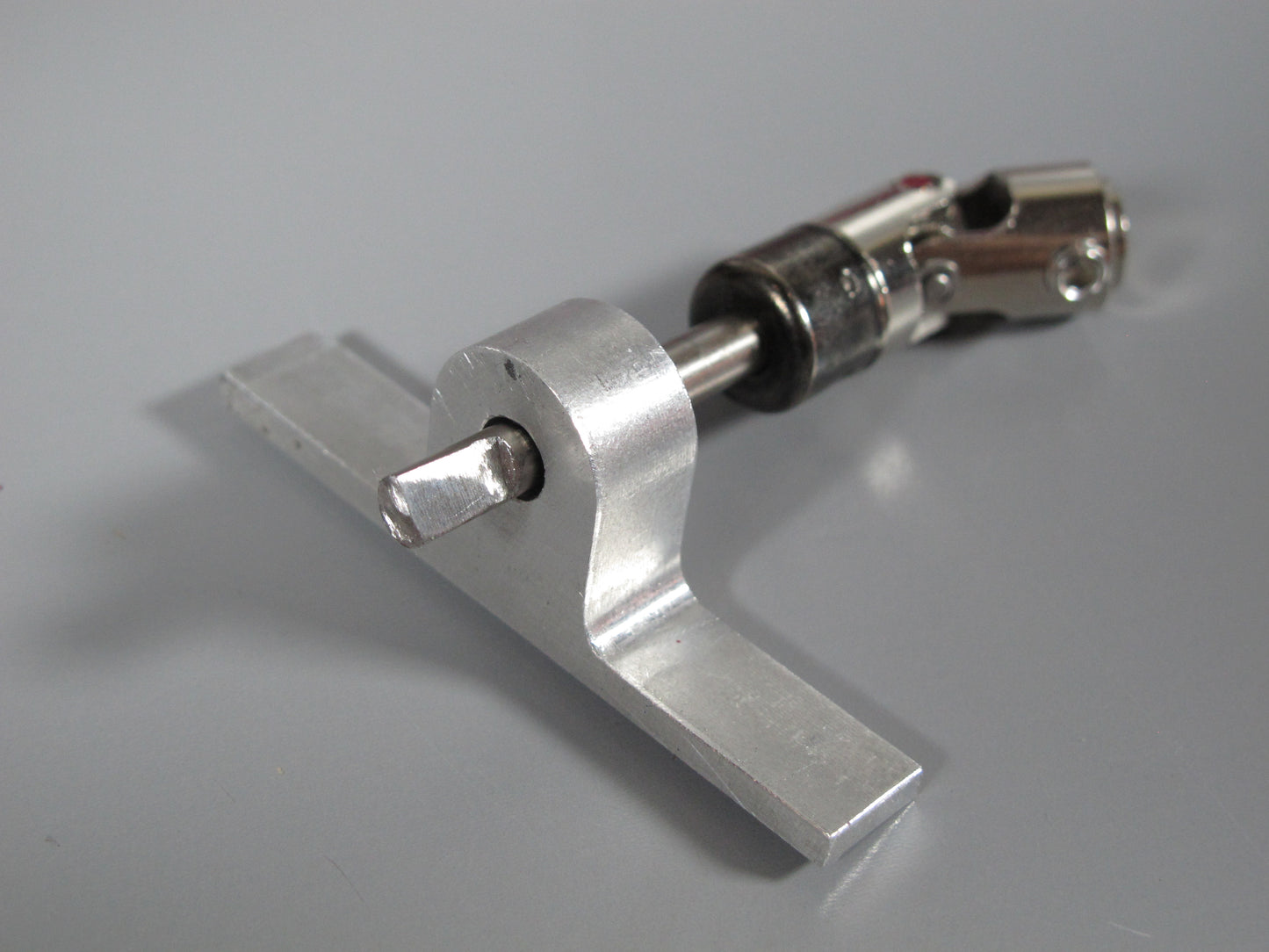Drive Shaft Axle Holder Bridge Hanger Chassis Mount for Tamiya R/C Toy 1/14 King Hauler Grand Hauler Knight Hauler Cascadia Aeromax Scania Actros Man
