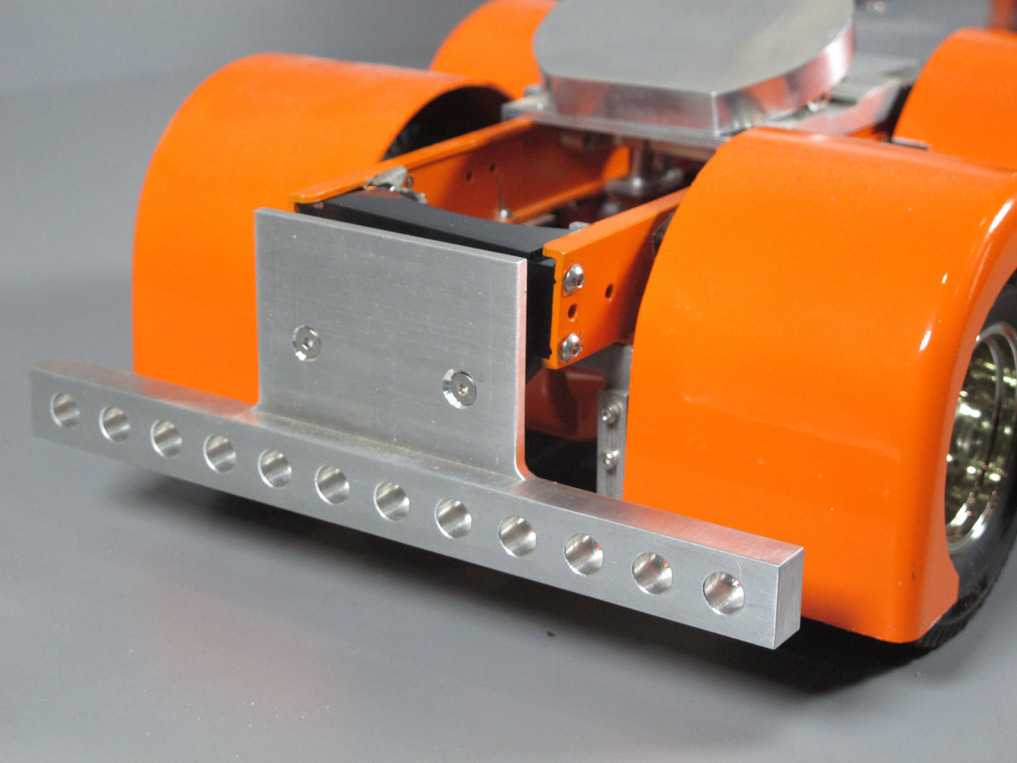 Aluminum Rear T-Bar Style Bumper Guard with Light holes for Tamiya R/C 1/14 King Hauler Grand Hauler Globeliner Semi Truck