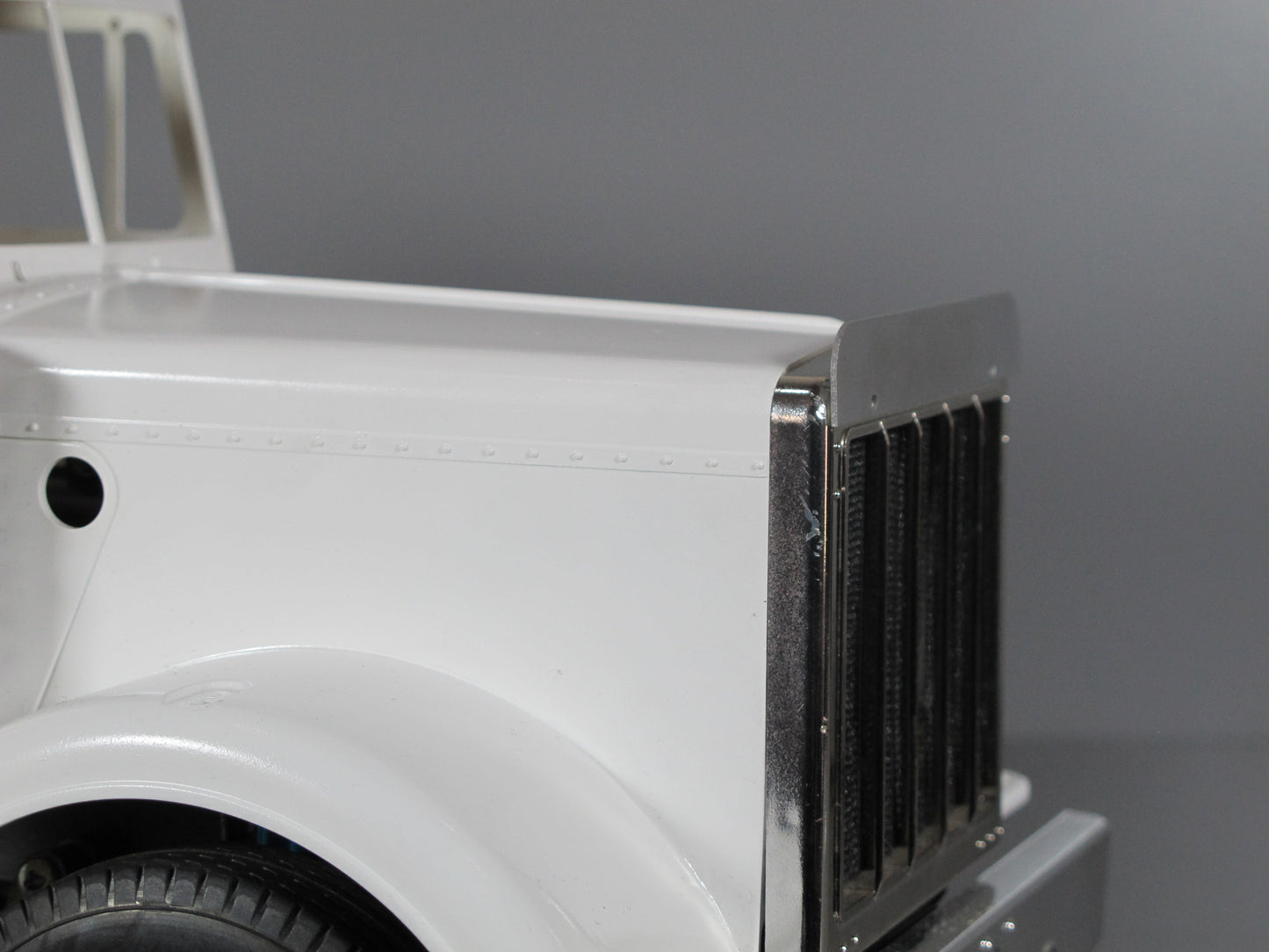 Aluminum Front Hood Stone Deflector Shield for Tamiya Toy R/C 1/14 King Hauler Knight Hauler Grand Hauler F350