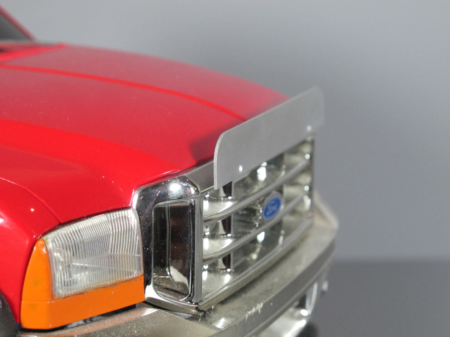 Aluminum Front Hood Stone Deflector Shield for Tamiya Toy R/C 1/14 King Hauler Knight Hauler Grand Hauler F350