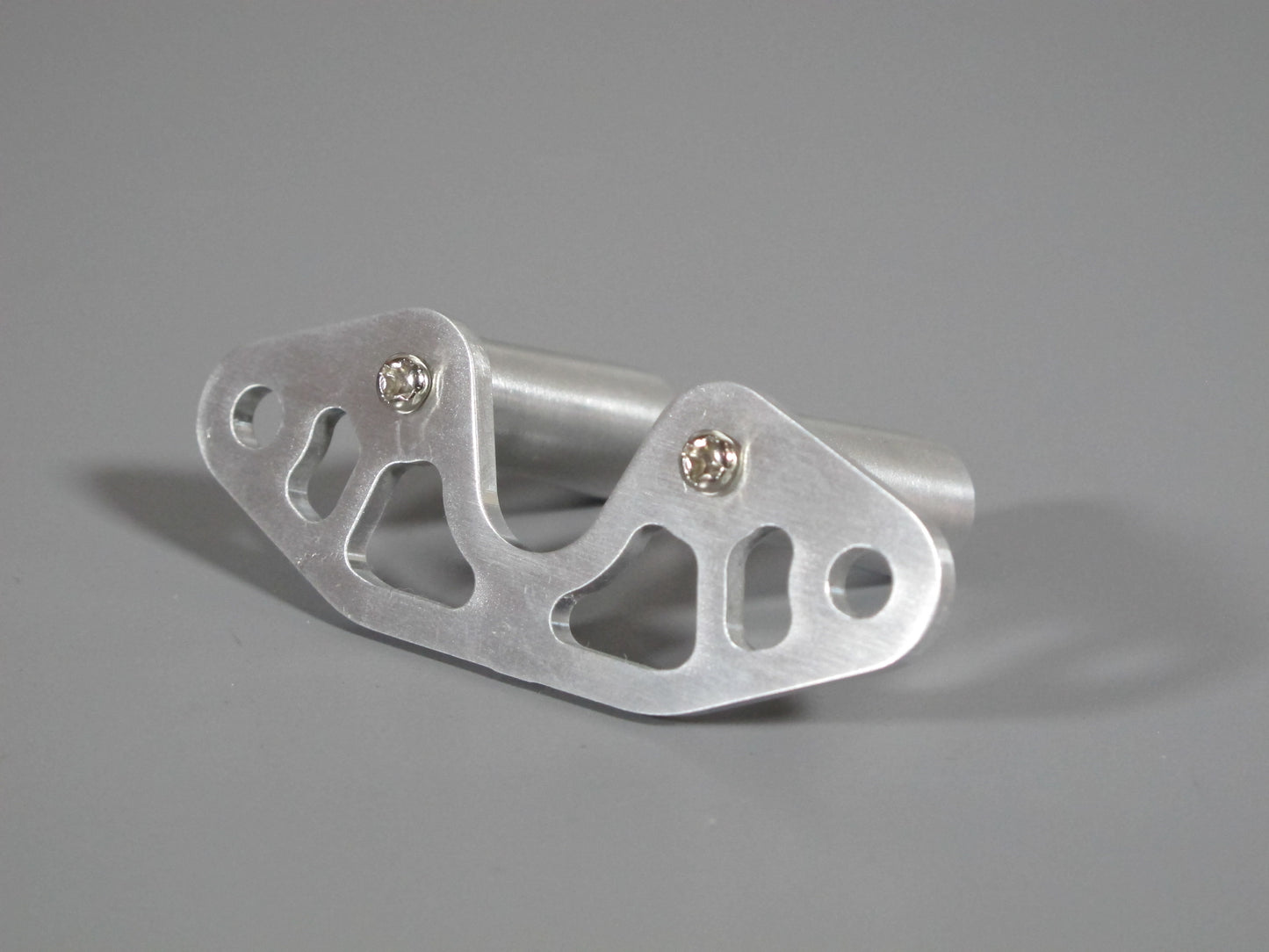 Aluminum Muffler Style Battery Stopper Cover for Tamiya R/C Toy 1/10 WR02 Chassis Wild Willy 2 Suzuki Jimmy Volkswagen Bus Honda City Turbo