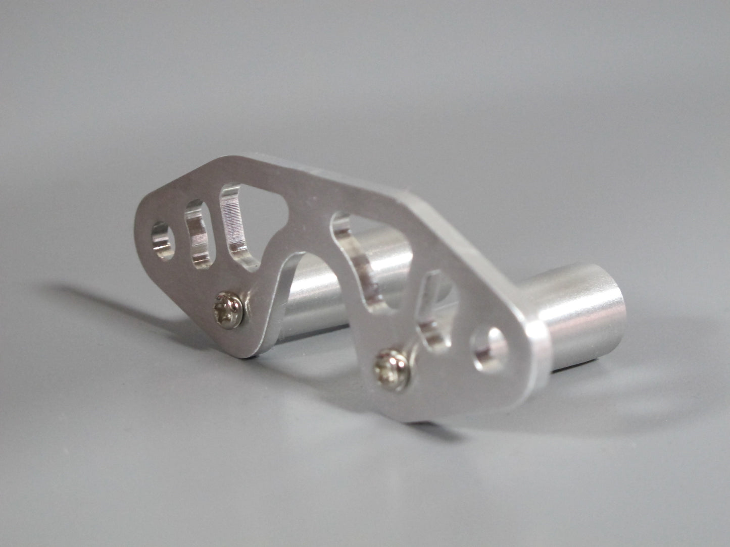 Aluminum Muffler Style Battery Stopper Cover for Tamiya R/C Toy 1/10 WR02 Chassis Wild Willy 2 Suzuki Jimmy Volkswagen Bus Honda City Turbo