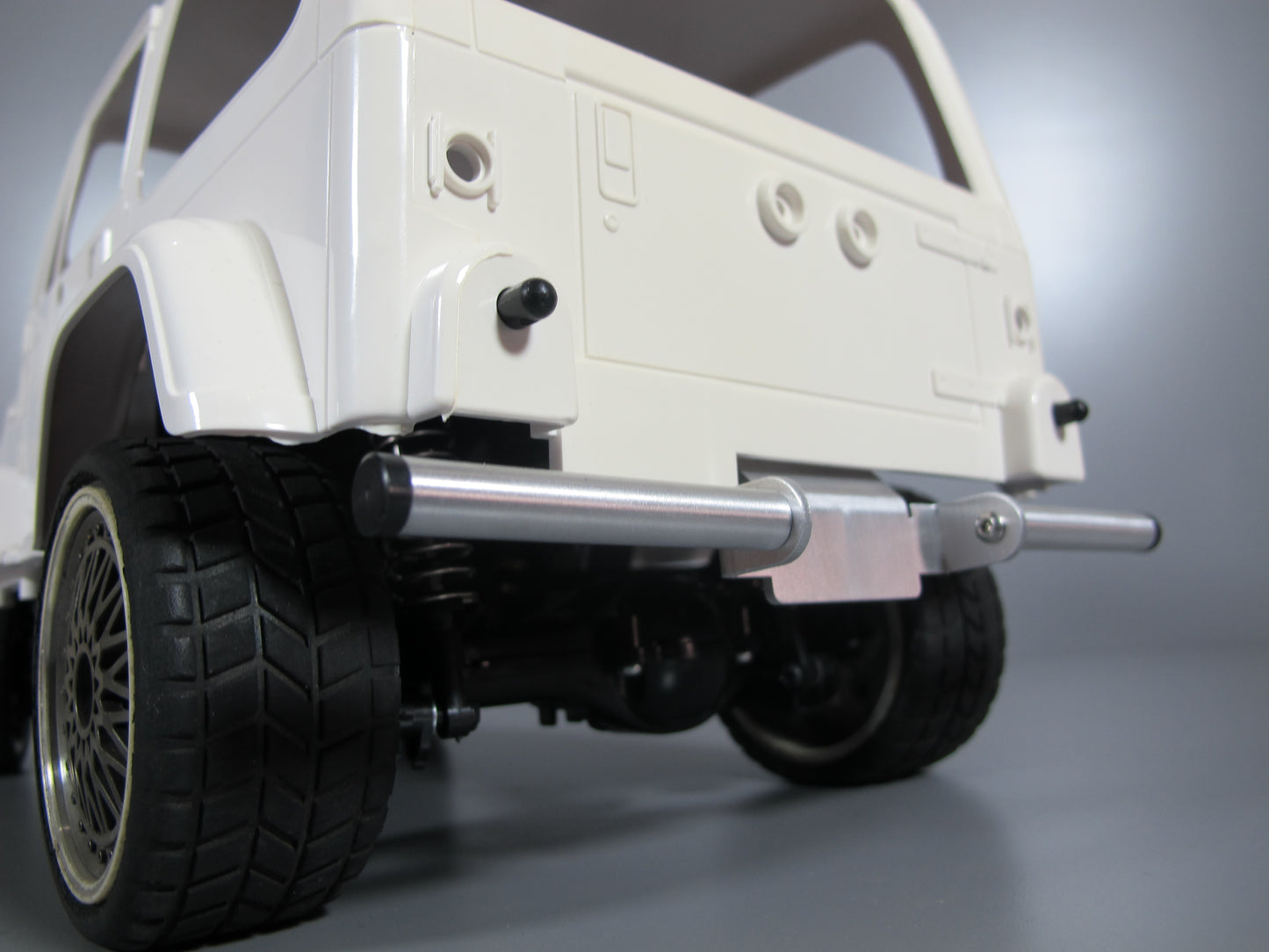 Aluminum Rear Bumper Mount Guard Protector Bar for Tamiya 1/10 CC01 Chassis Jeep Bronco Unimog Pajero