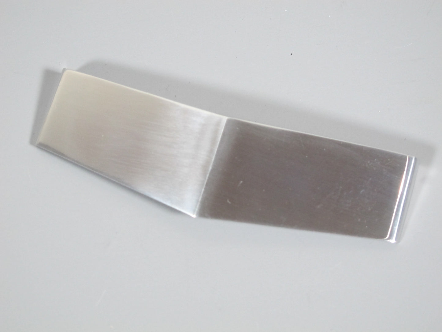 Aluminum Bowtie Sun Visor Mount Plate for Tamiya R/C Toy 1/14 King Hauler Grand Hauler
