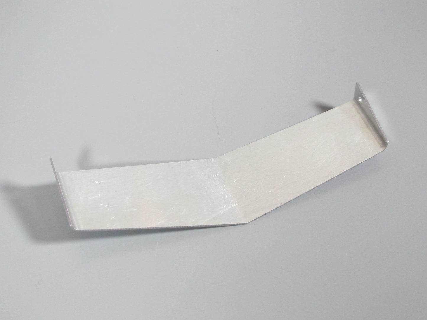 Aluminum Bowtie Sun Visor Mount Plate for Tamiya R/C Toy 1/14 King Hauler Grand Hauler