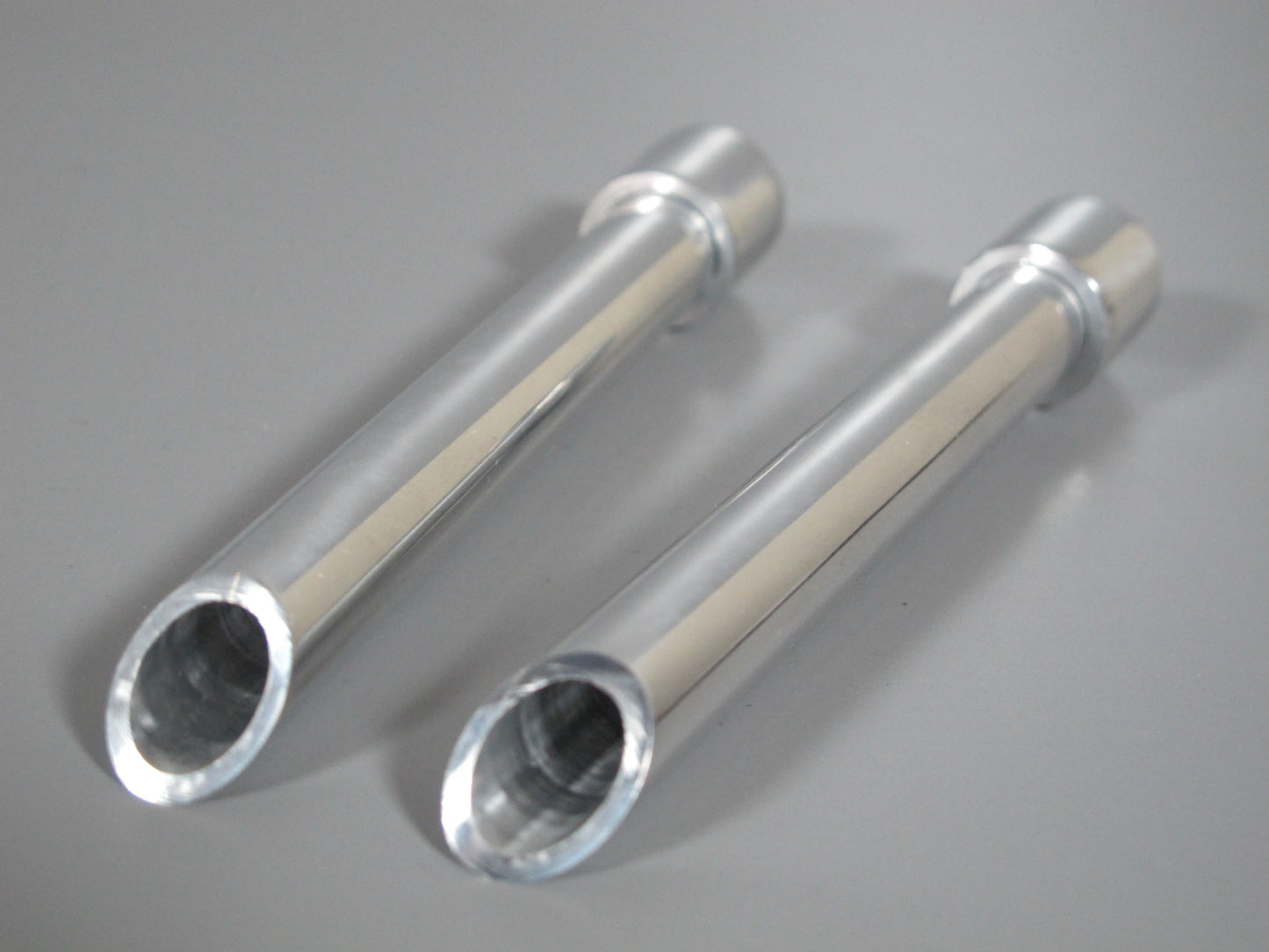 Pair Aluminum Stove Angle Cut Stack Exhaust Upper Pipe for Tamiya R/C Toy 1/14 King Hauler Globeliner