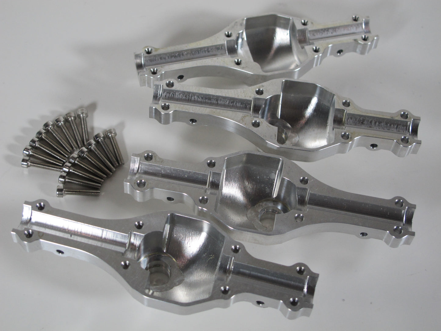 Aluminum Rear + Mid Axles Case Housing Cover for Tamiya Toy R/C 1/14 King Hauler Knight Hauler Grand Hauler Globeliner Scania Cascadia Actros
