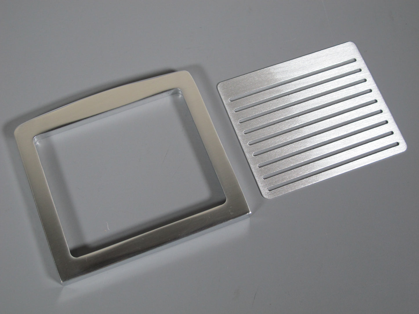 Aluminum Front Grill Billet Shield Plate Style for Tamiya 1/14 Semi King Hauler Grand Hauler Truck