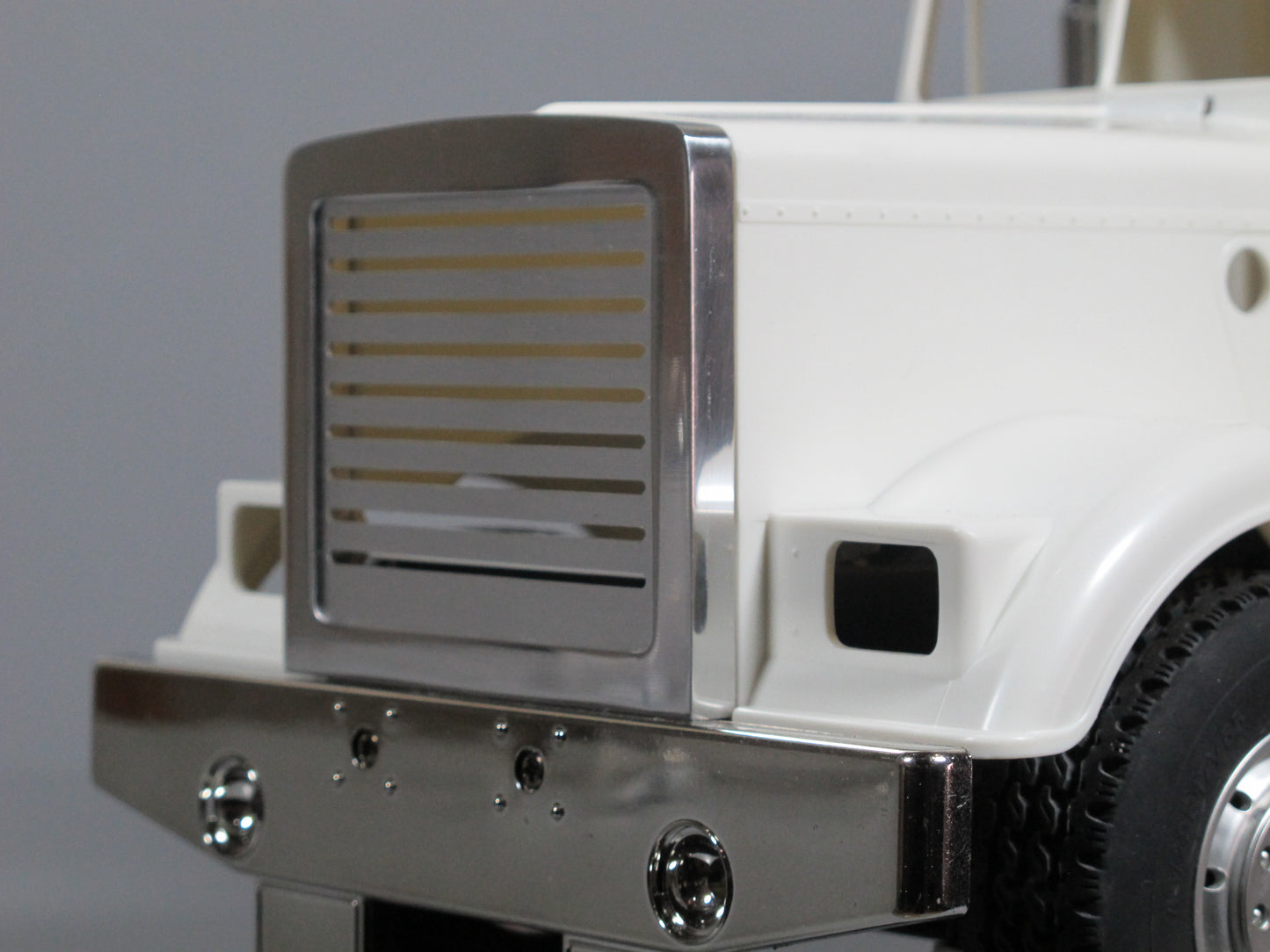 Aluminum Front Grill Billet Shield Plate Style for Tamiya 1/14 Semi King Hauler Grand Hauler Truck