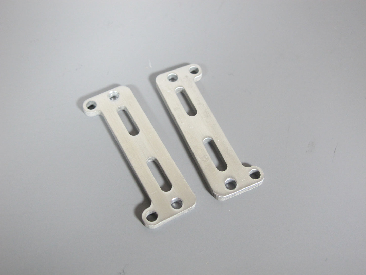 Aluminum Side Exhaust Stack Pipe Relocate Back Mount Plate Bracket Tamiya Toy R/C 1/14 King Hauler Grand Hauler