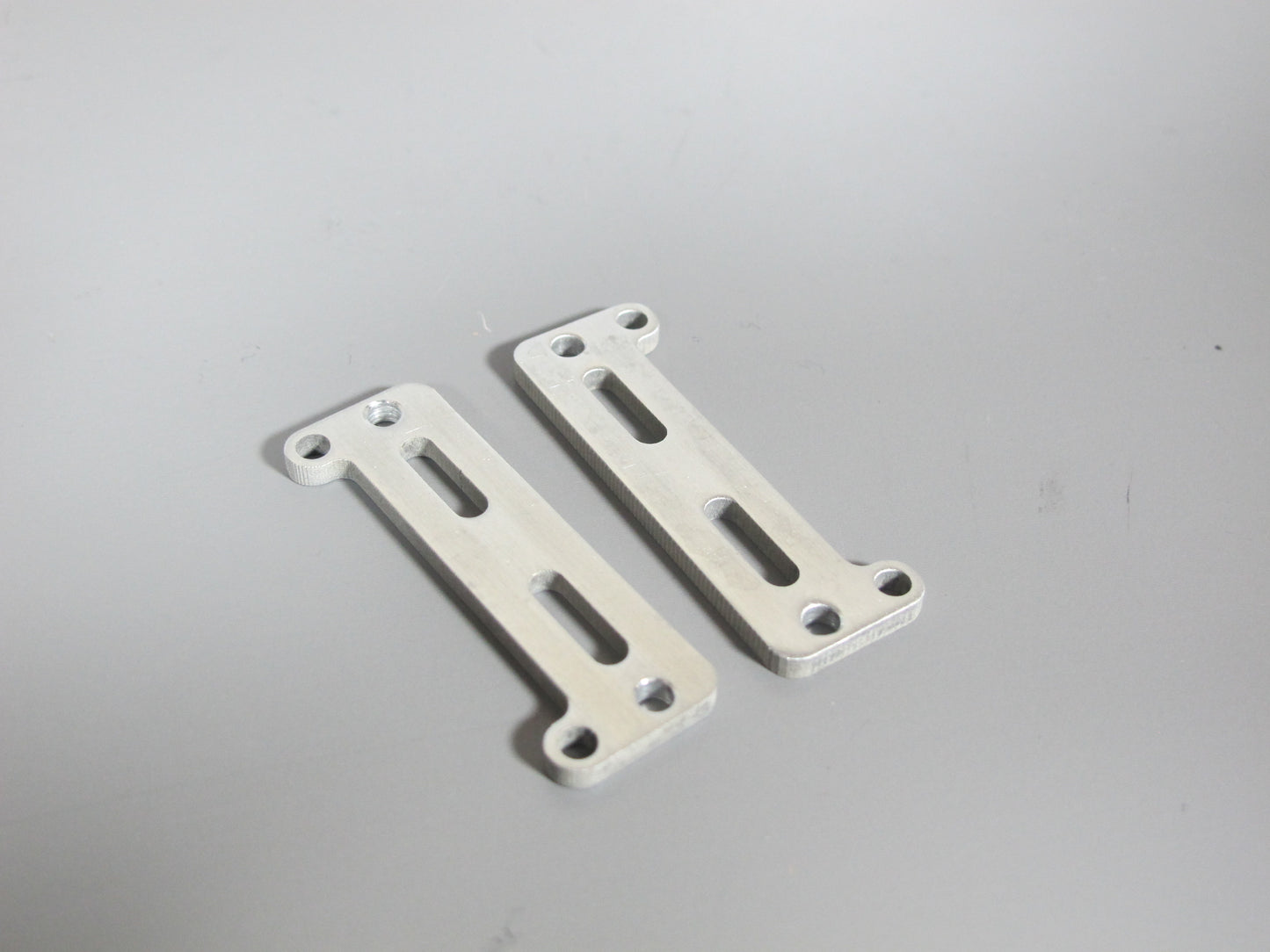 Aluminum Side Exhaust Stack Pipe Relocate Back Mount Plate Bracket Tamiya Toy R/C 1/14 King Hauler Grand Hauler