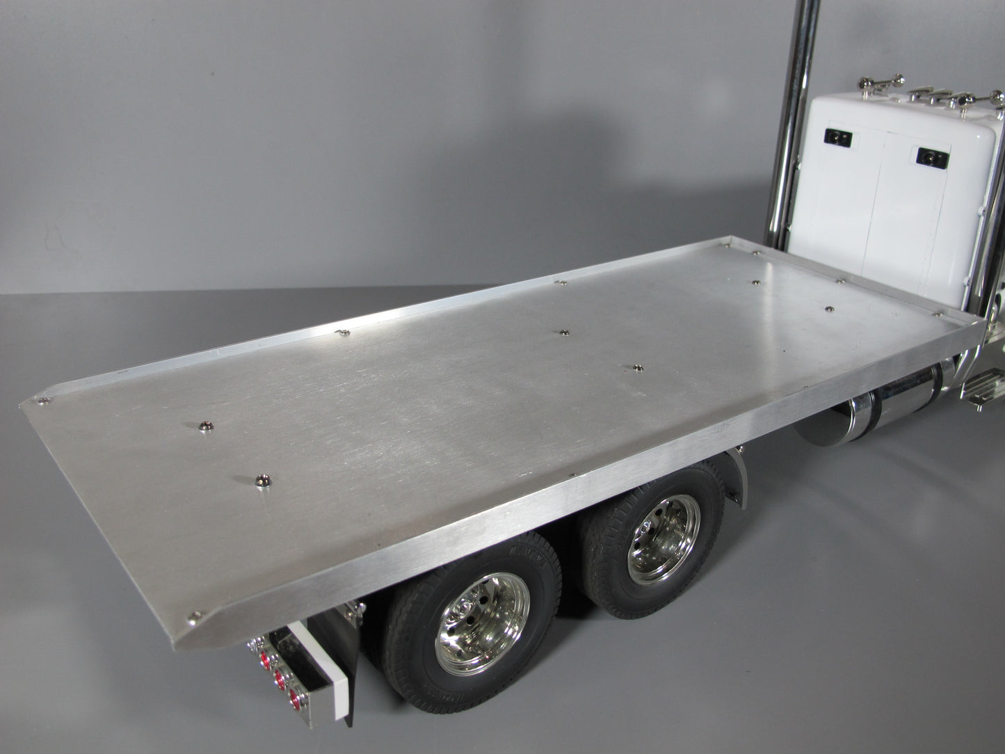 Aluminum 19 inch Flat Rear Bed Deck Section "ONLY" for custom Tamiya 1/14 R/C Toy King Hauler Grand Hauler Globeliner Semi Truck