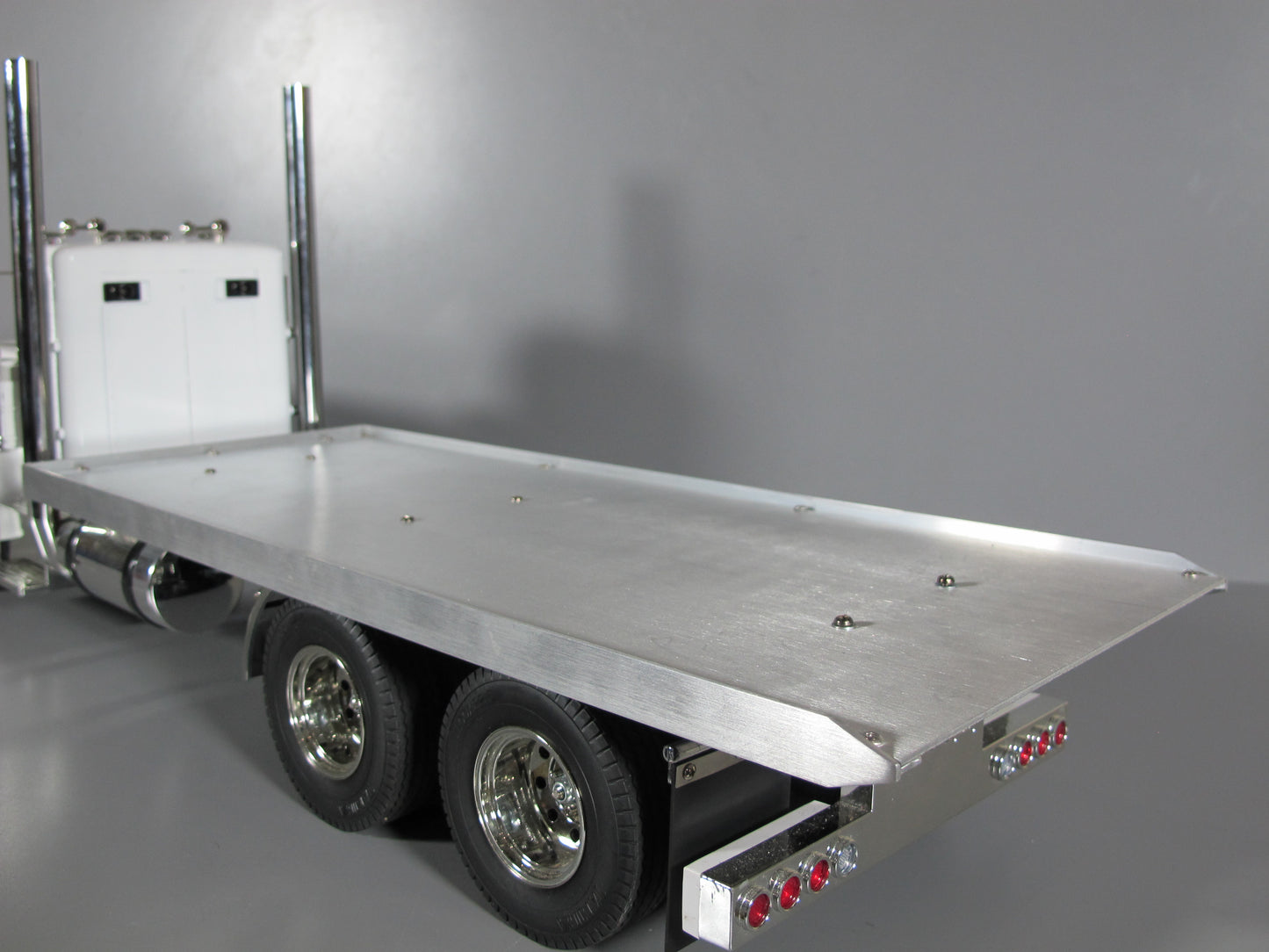 Aluminum 19 inch Flat Rear Bed Deck Section "ONLY" for custom Tamiya 1/14 R/C Toy King Hauler Grand Hauler Globeliner Semi Truck