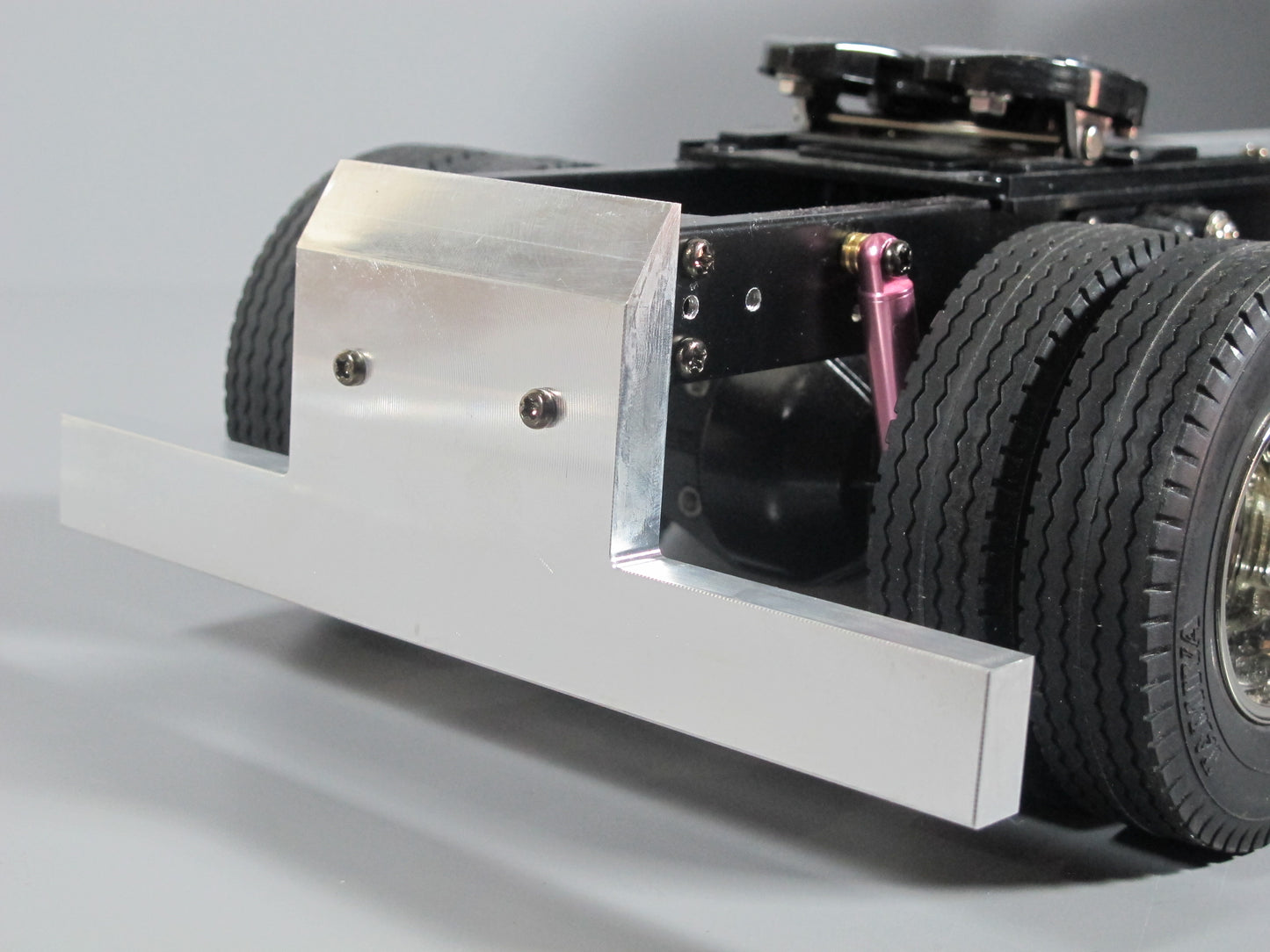 Aluminum Rear T- Style Bumper Mount Guard for Tamiya 1/14 King Hauler Grand Hauler Globeliner
