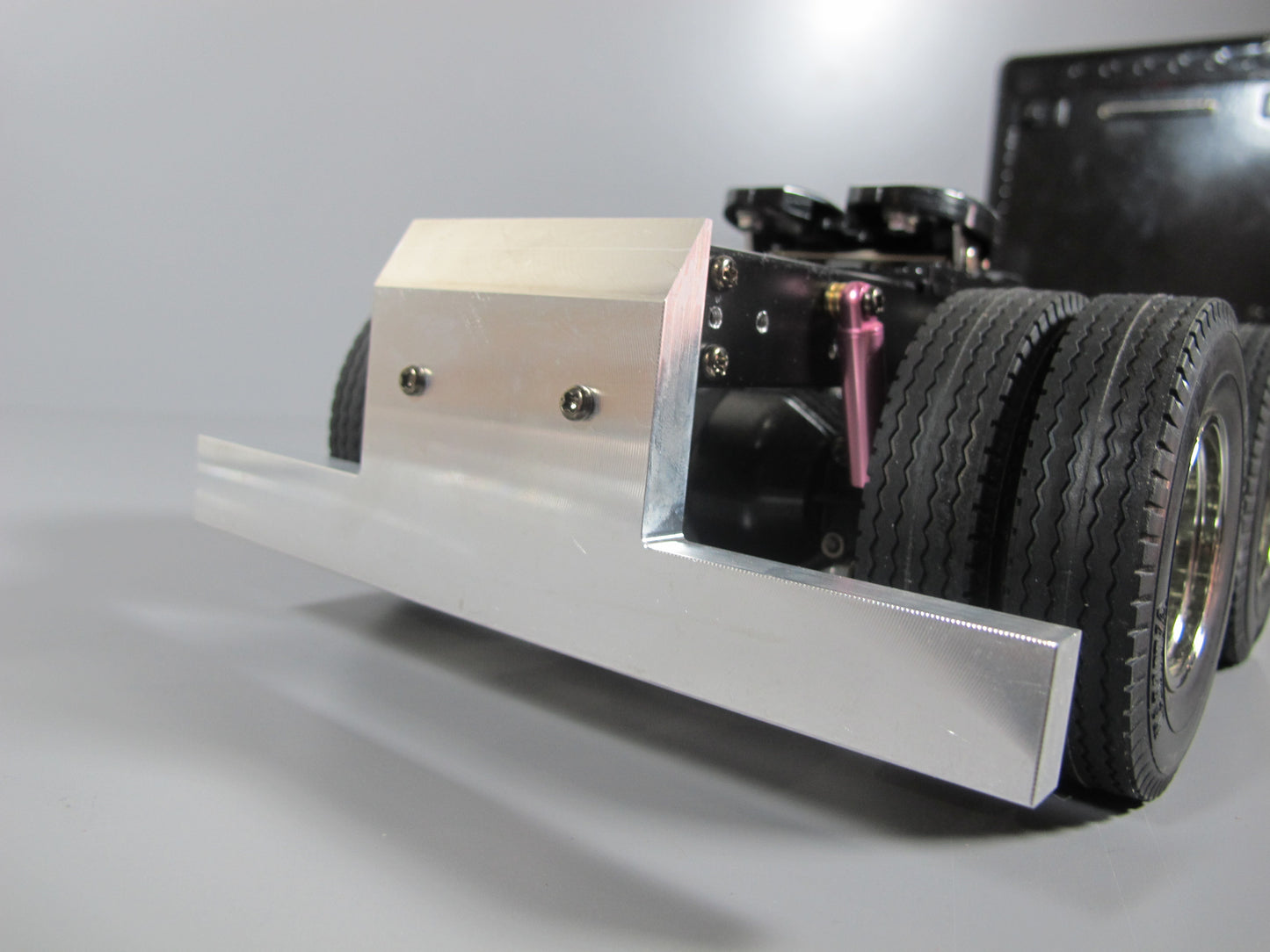 Aluminum Rear T- Style Bumper Mount Guard for Tamiya 1/14 King Hauler Grand Hauler Globeliner