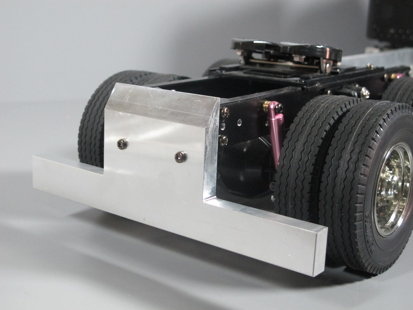 Aluminum Rear T- Style Bumper Mount Guard for Tamiya 1/14 King Hauler Grand Hauler Globeliner