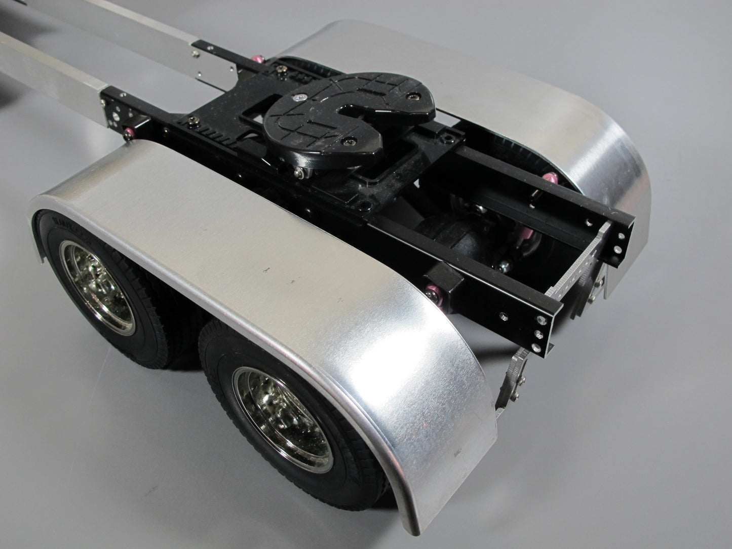 Aluminum Dual Wheel Fender Cover+ Chassis Frame Mount Set Tamiya 1/14 RC Grand King Knight Hauler Scania