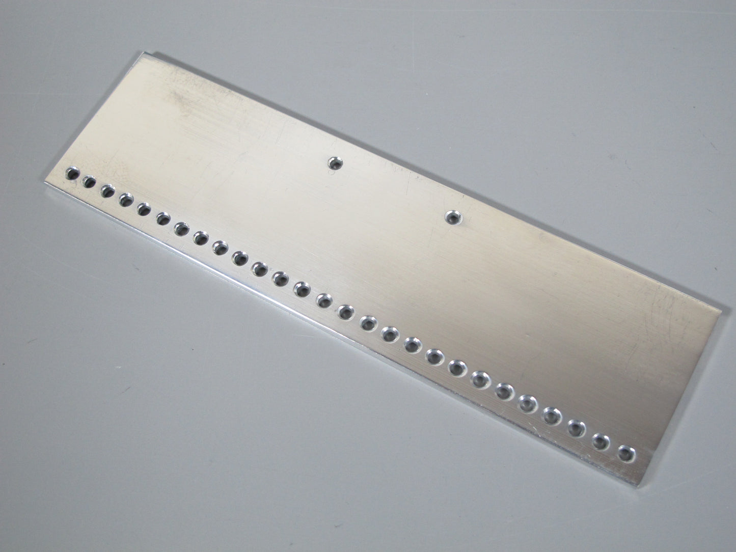 Aluminum Front Bumper Drill Style for Tamiya R/C 1/14 Semi GlobeLiner King Hauler Grand Hauler Knight Hauler
