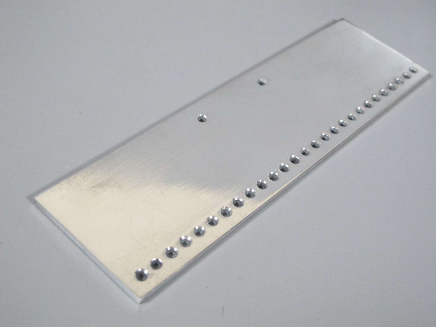 Aluminum Front Bumper Drill Style for Tamiya R/C 1/14 Semi GlobeLiner King Hauler Grand Hauler Knight Hauler