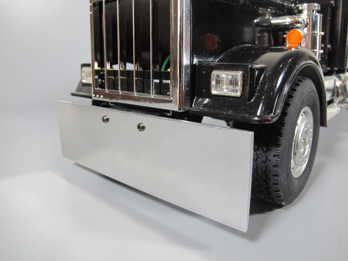 Aluminum Front Bumper Mounting Plate for Tamiya R/C 1/14 Grand Hauler King Hauler Knight Hauler Globeliner