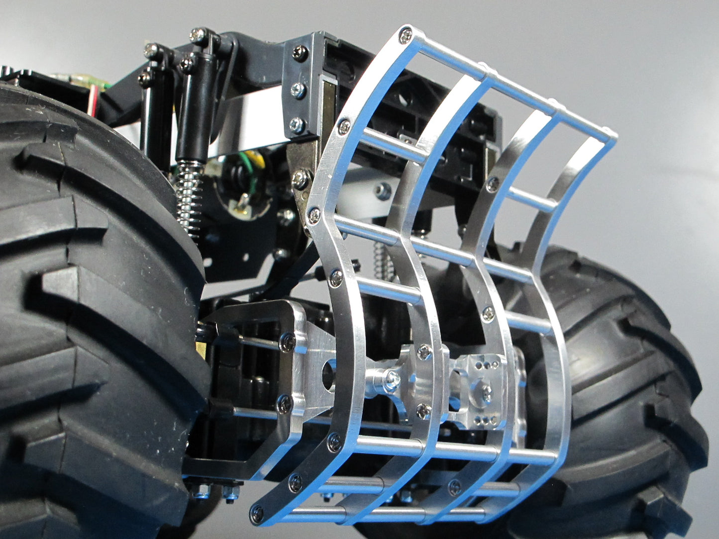 Tamiya 1/10 RC Ford F350 Juggernaut 1 2 Aluminum Front Axle Mount Grill Guard