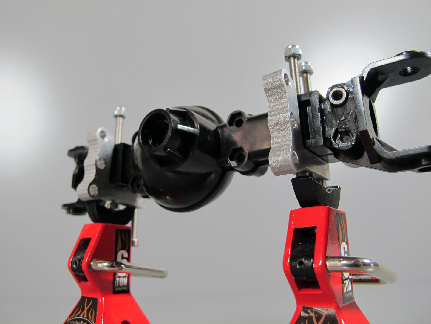 4x Reposition Axle Suspension Mount Bracket for Tamiya 1/10 R/C Toy Toyota Hilux Tundra Pickup Ford F350