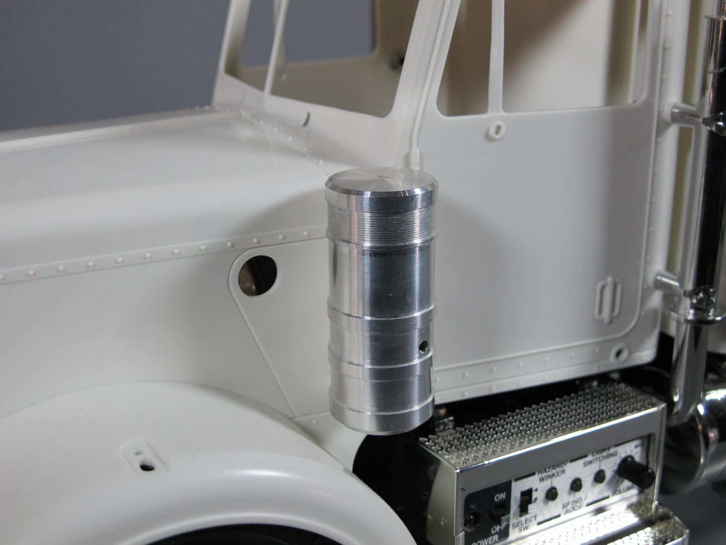 Pair Solid Aluminum Side Air Cleaner Intake Tank for Tamiya 1/14 Semi King Hauler Grand Hauler Truck