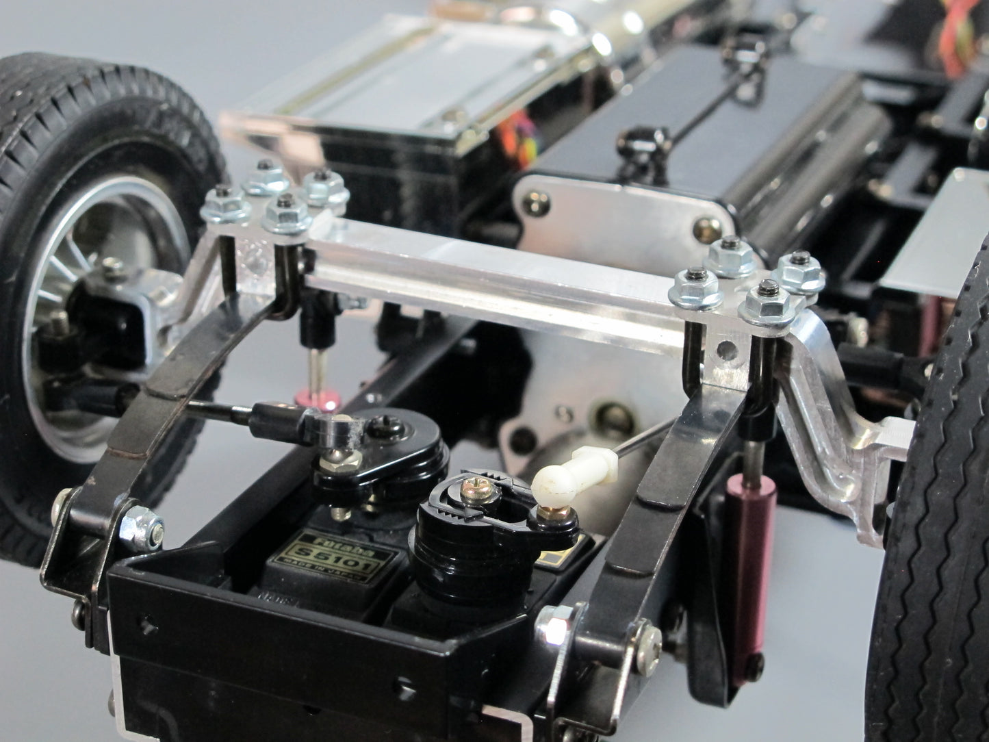 Aluminum 1cm Lower Front Axle Cross Bar Upright for Tamiya 1/14 King Hauler Grand Hauler Knight Hauler Cascadia Scania Aeromax Globeliner Man Actros