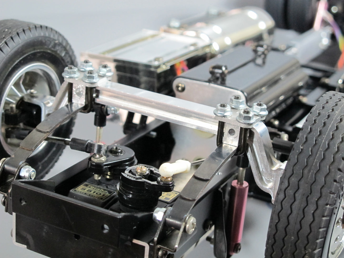 Aluminum 1cm Lower Front Axle Cross Bar Upright for Tamiya 1/14 King Hauler Grand Hauler Knight Hauler Cascadia Scania Aeromax Globeliner Man Actros