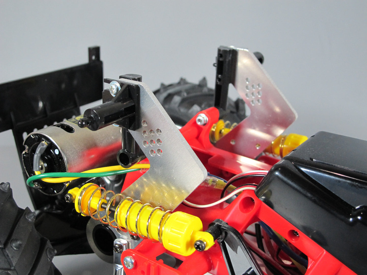 Aluminum Pair Rear Shock Suspension Mount Stay Plate for Tamiya 1/10 R/C Blackfoot Monster Beetle MudBlaster