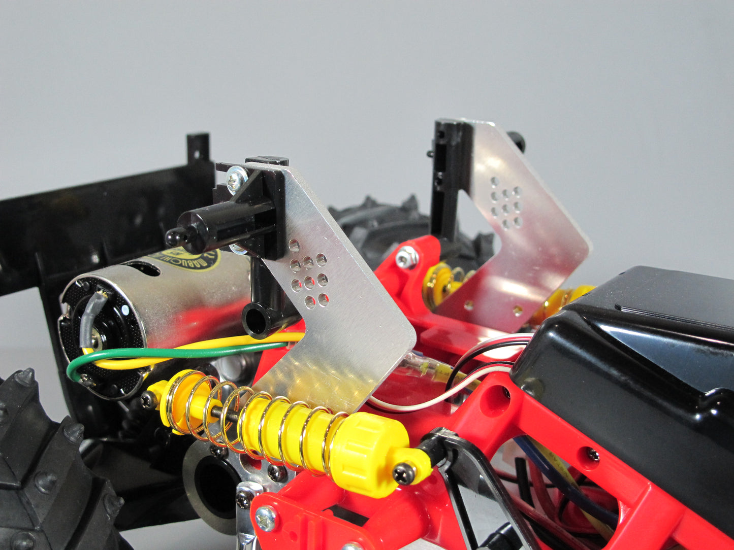 Aluminum Pair Rear Shock Suspension Mount Stay Plate for Tamiya 1/10 R/C Blackfoot Monster Beetle MudBlaster