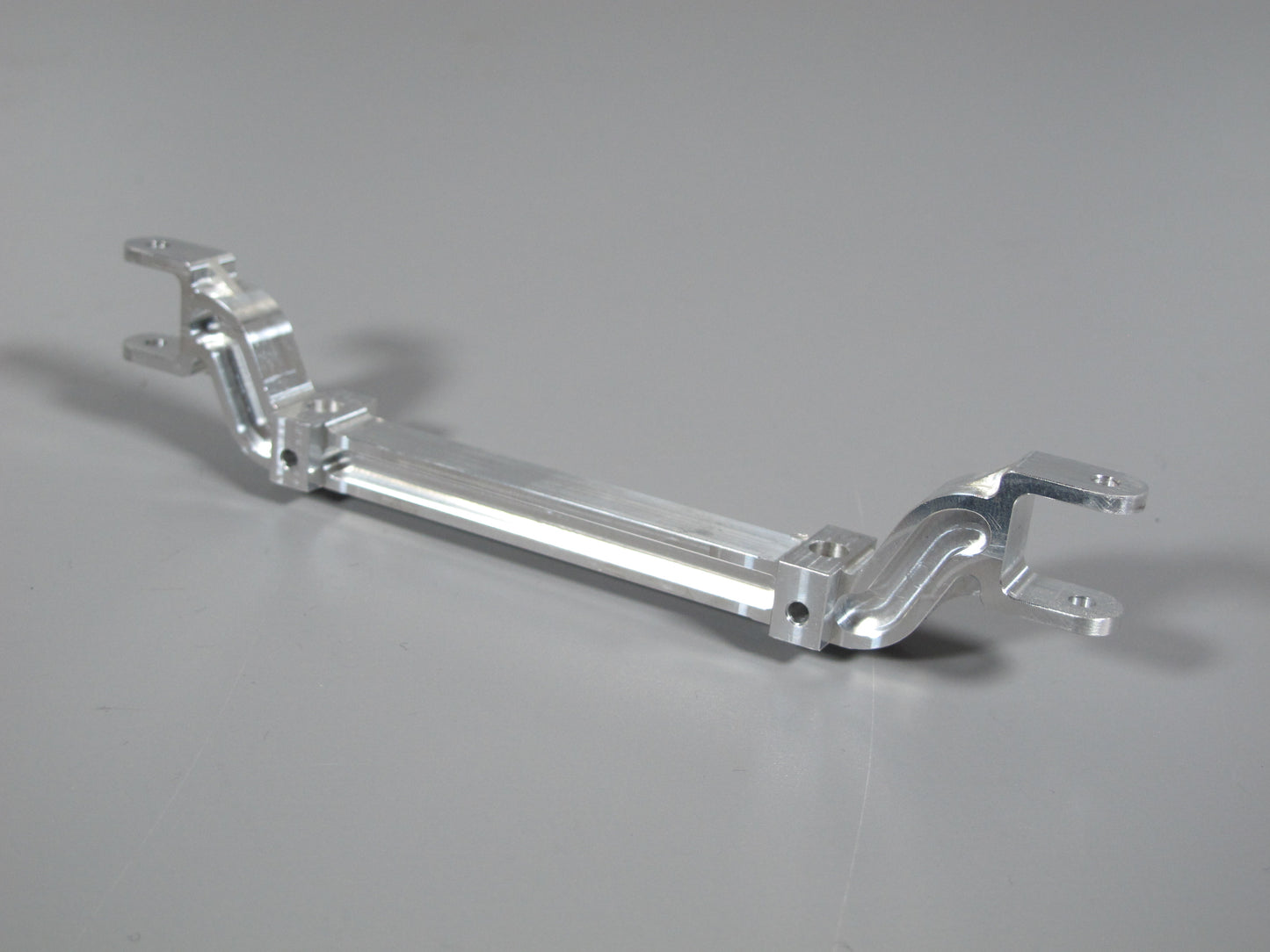Aluminum 0.5cm Lower Front Axle Bar Upright for Tamiya 1/14 King Hauler Grand Hauler Scania Knight Hauler Globeliner Cascadia Aeromax Actrocs