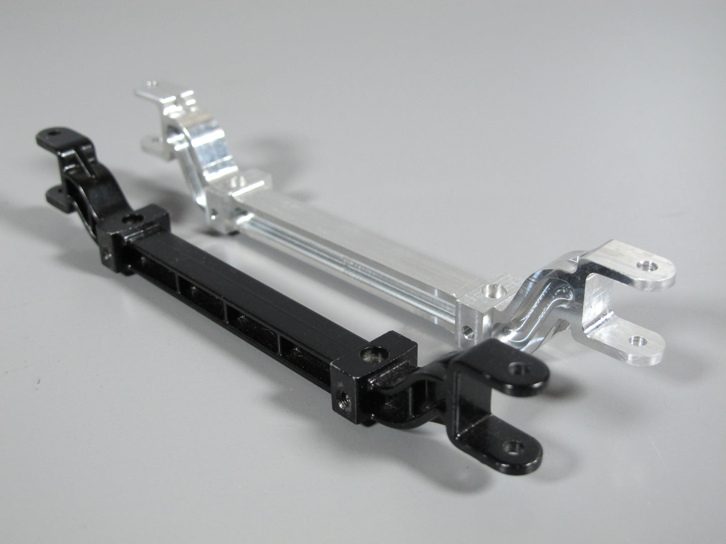 Aluminum 0.5cm Lower Front Axle Bar Upright for Tamiya 1/14 King Hauler Grand Hauler Scania Knight Hauler Globeliner Cascadia Aeromax Actrocs
