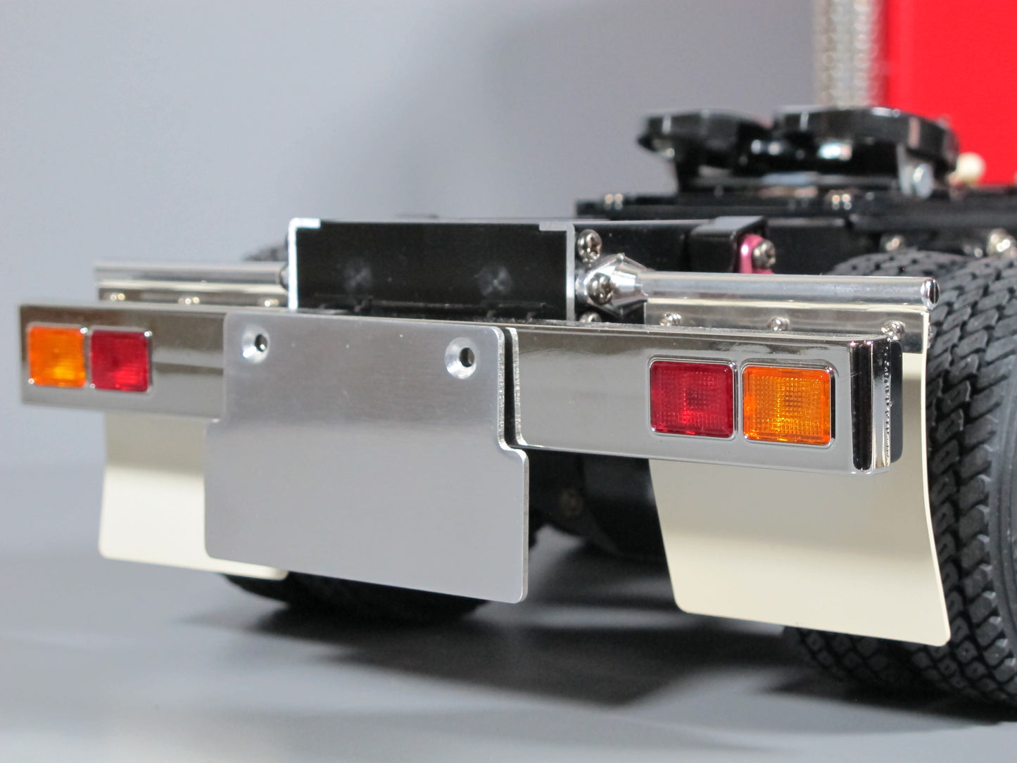 Aluminum License Plate Bracket Mount Plate for Tamiya R/C 1/14 King Hauler Knight Grand Hauler Globeliner Trailer