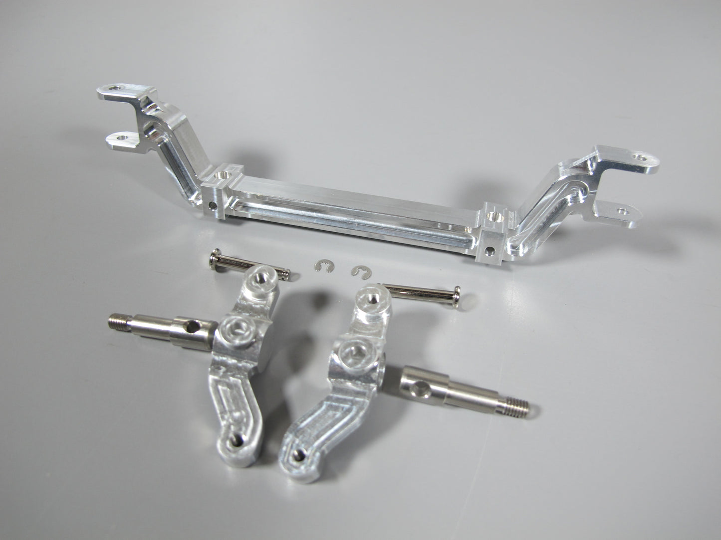 Aluminum 1cm Lower Front Axle Upright + L&R Steering Knuckle Arm for Tamiya 1/14 King Hauler Grand Hauler Knight Hauler Cascadia Aeromax Globeliner Scania Actros Man