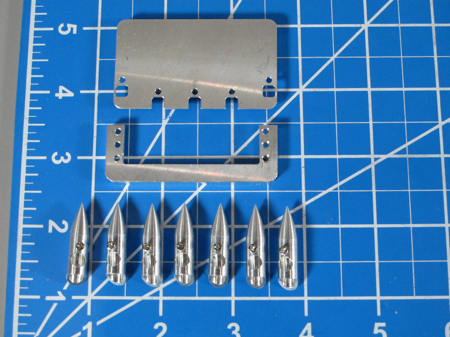 Aluminum 7x Roof Lamps Bezel + Sun Roof Cover Mounting Mount Plate for Tamiya R/C 1/14 King Hauler Grand Hauler