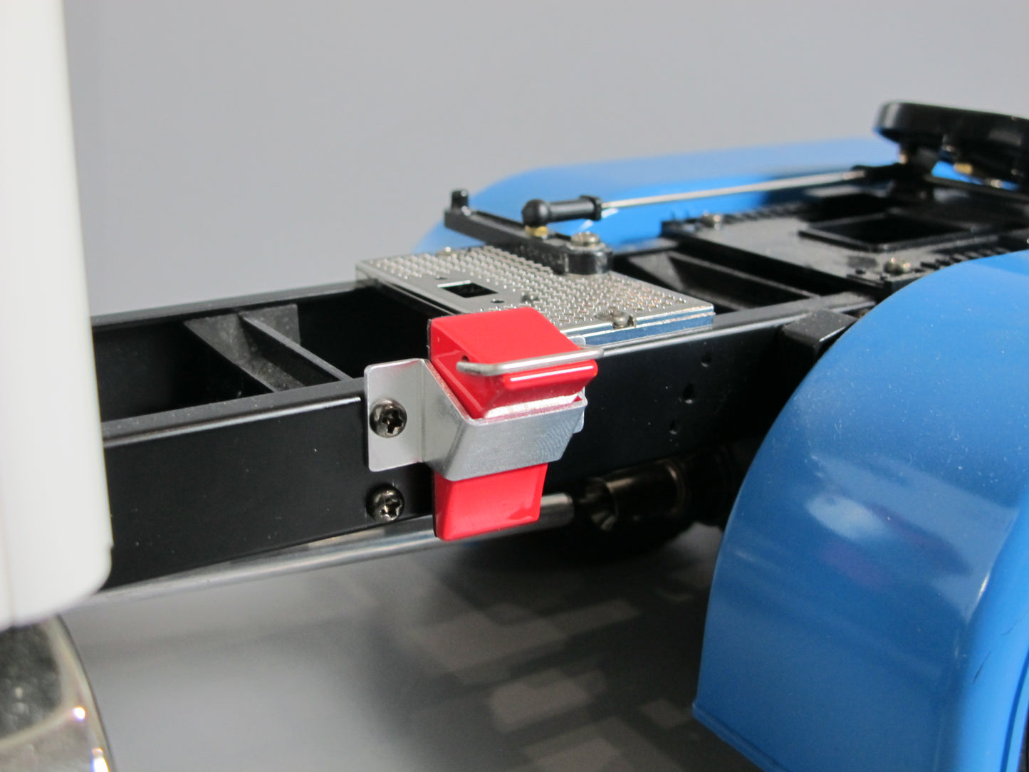 Toy Wheel Rim Tire Chock Stopper for Any Tamiya R/C 1/14 King Hauler Knight Hauler Grand Hauler Trailer Cascadia Aeromax Scania Actros Man
