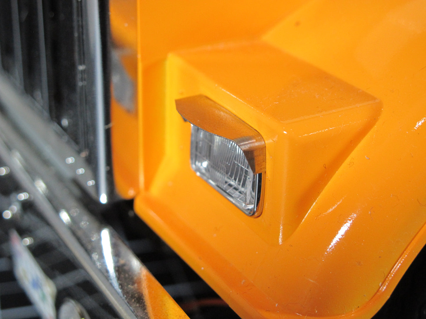 Headlight Top Bezel Housing Lip for Tamiya R/C TOY 1/14 King Hauler Globeliner Semi Truck