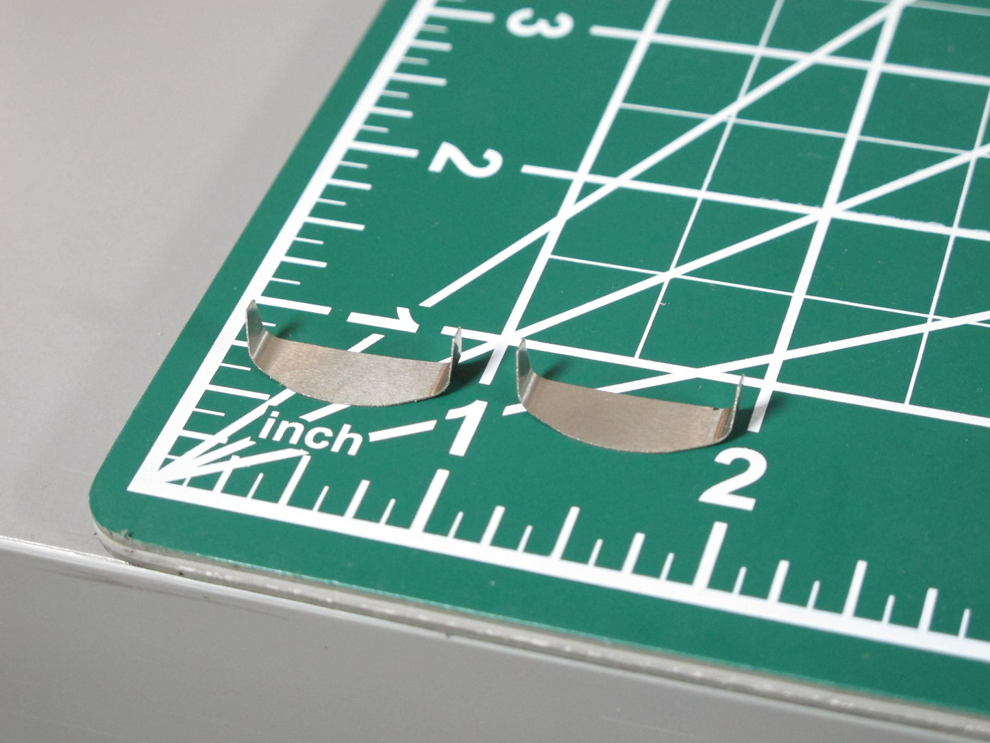 Headlight Top Bezel Housing Lip for Tamiya R/C TOY 1/14 King Hauler Globeliner Semi Truck