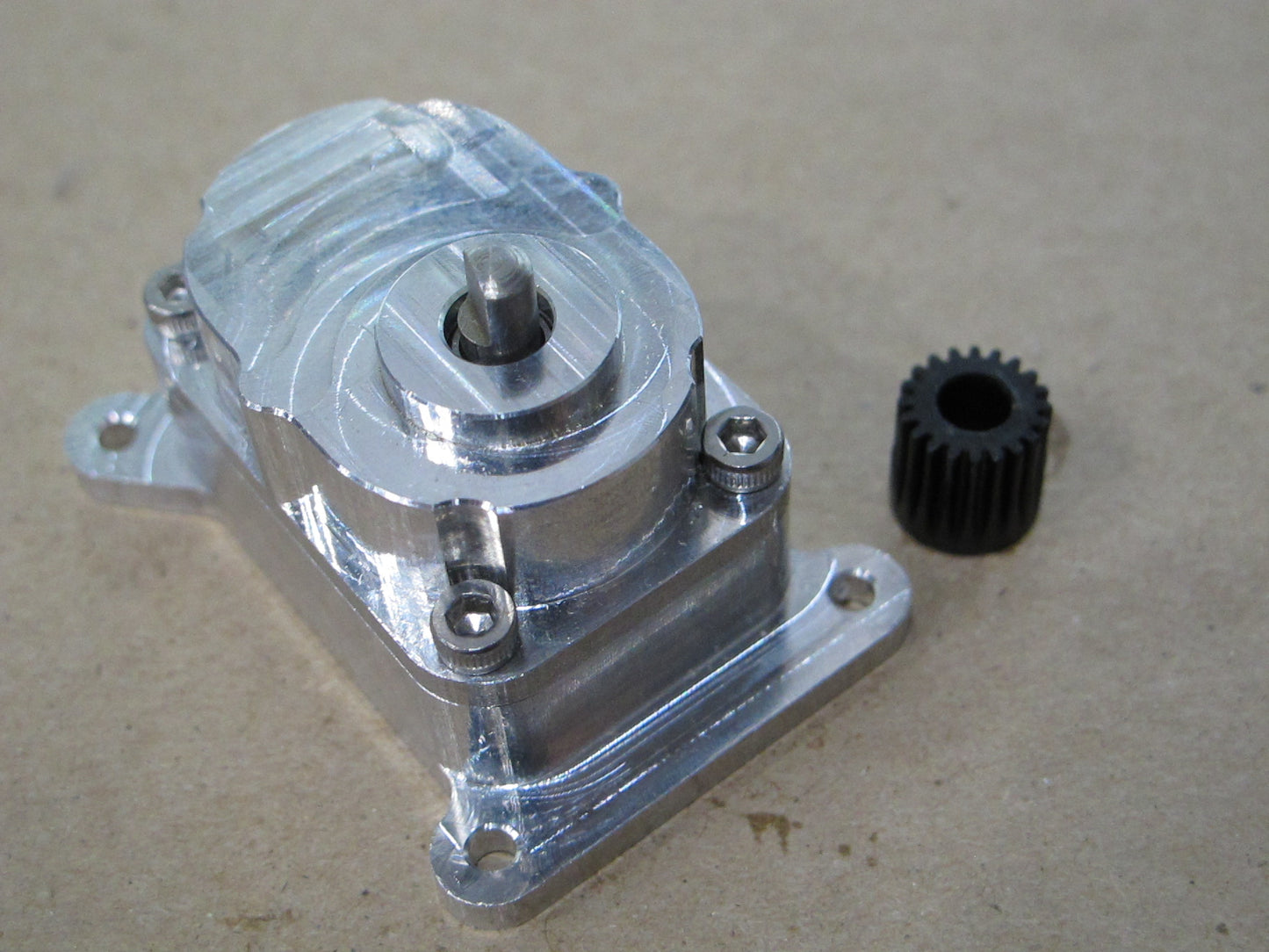 Add-On Speed Reduction 4:1 Transmission Gear Box Transfer Case for Tamiya R/C 1/14 King Hauler Grand Hauler Knight Hauler Aeromax Globeliner Cascadia Scania Volvo Actros Man